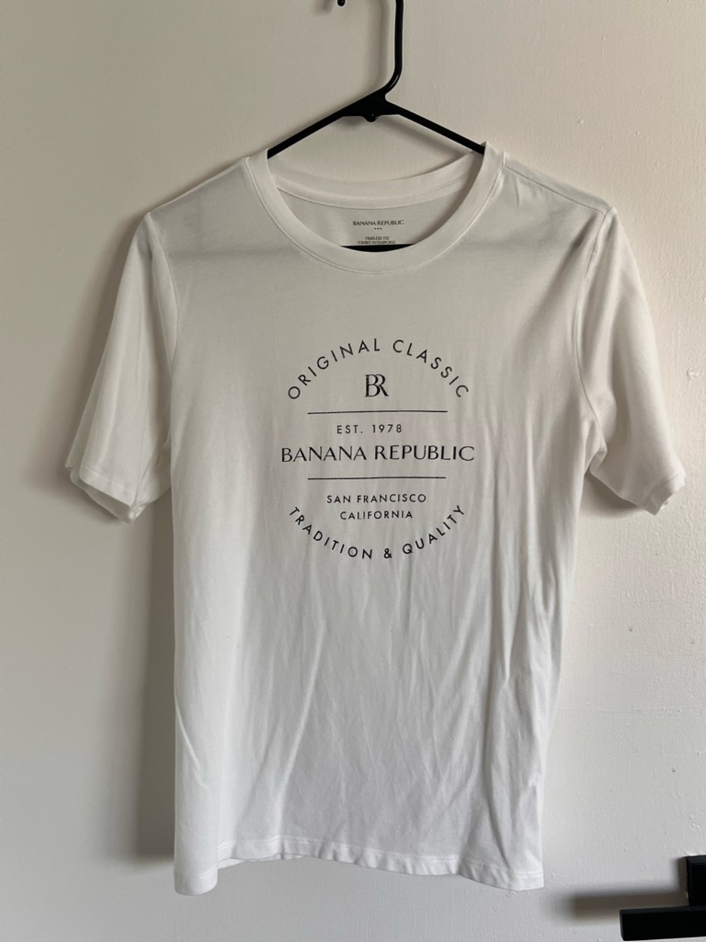 Banana Republic White Short-Sleeve Logo Crewneck Tee